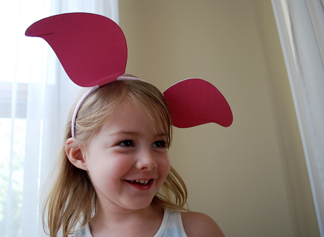 diy-winnie-the-pooh-ears-piglet-ears-tigger-ears-merriment-design