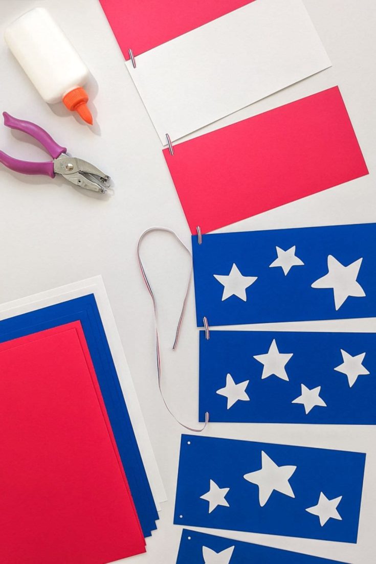 Easy Patriotic July 4th Banner DIY - Merriment Design