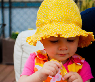 Free baby bonnet pattern: Baby sun hat sewing pattern with ruffles and ...