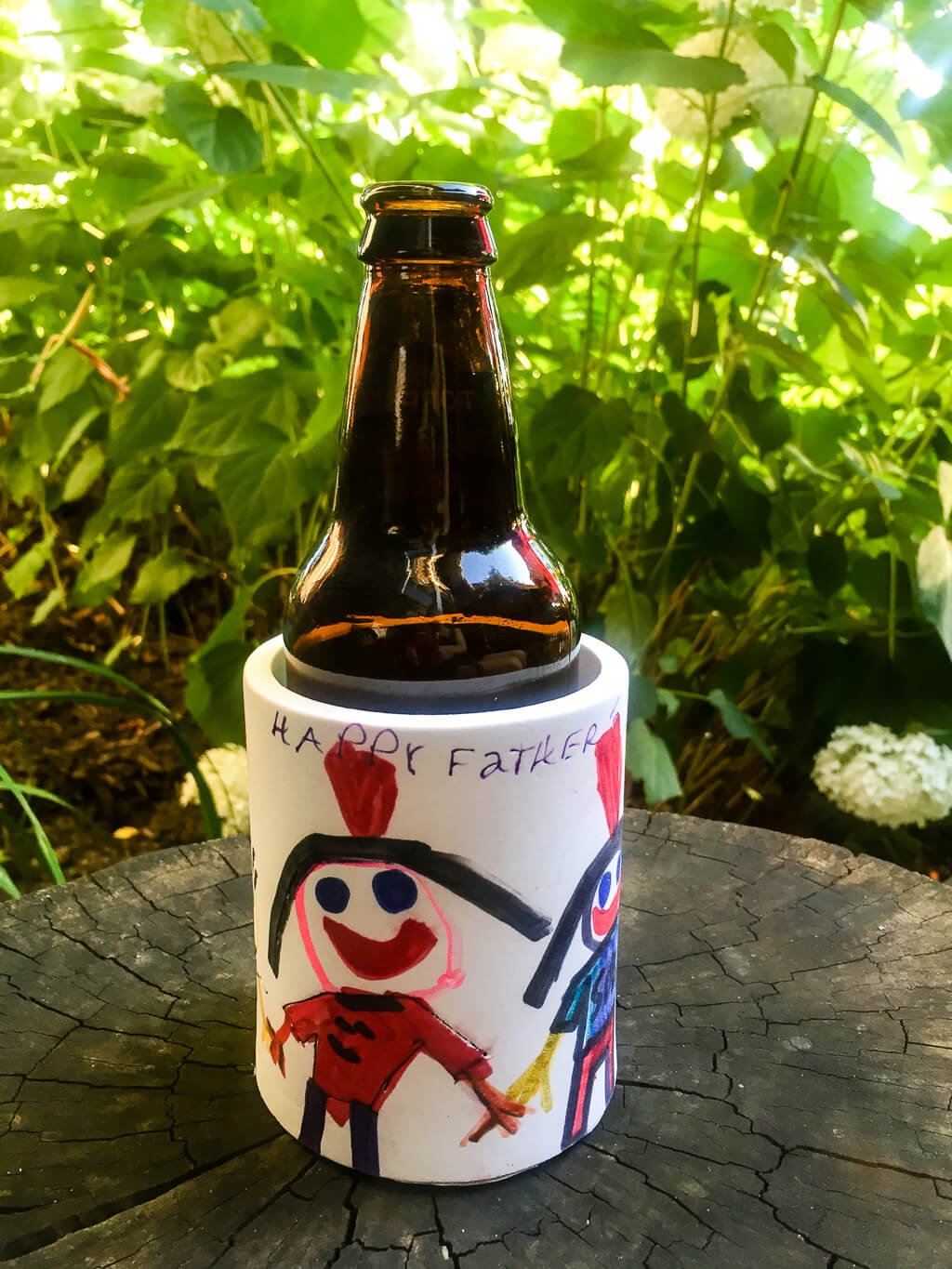 https://www.merrimentdesign.com/images/diy-drink-coozie-cool-bottles-cans-fathers-day-gift_1.jpg