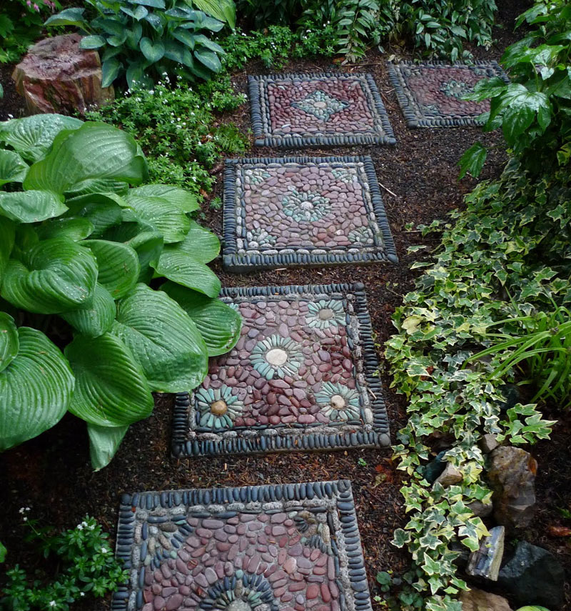 How To Make Diy Stepping Stones With Kids For Your Garden Walkway Merriment Design
