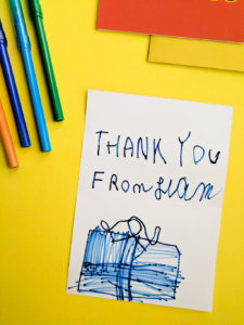 Free printable LEGO®-inspired thank you cards for a LEGO birthday party ...