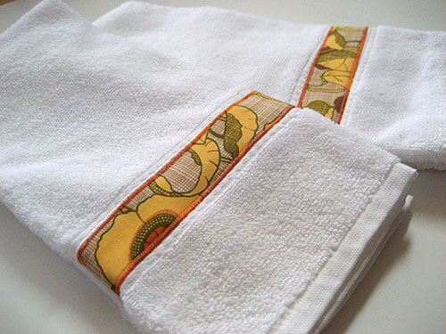 Guest towels for bathrooms - Merriment Design