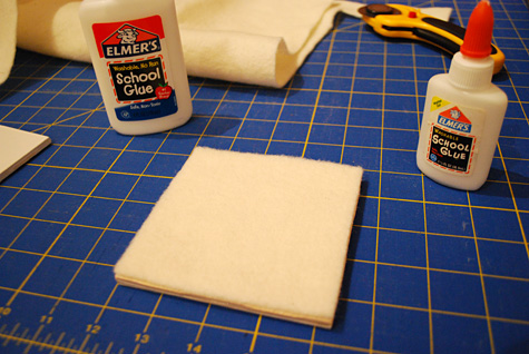 Make modern DIY tile coasters with fingerpaint - Merriment Design