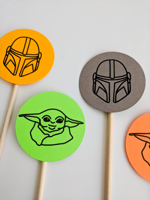 The Mandalorian cupcake toppers printable template - Merriment Design